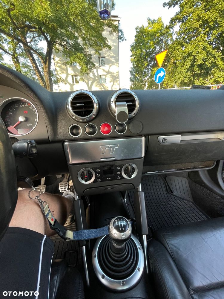 Audi TT Coupé 1.8T - 14