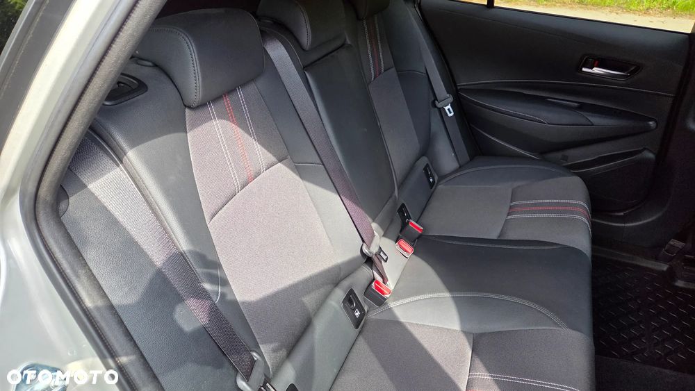 Toyota Corolla 2.0 Hybrid GR Sport - 15