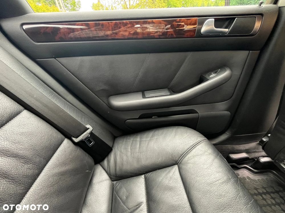 Audi A6 Limousine 2.5 TDI - 27