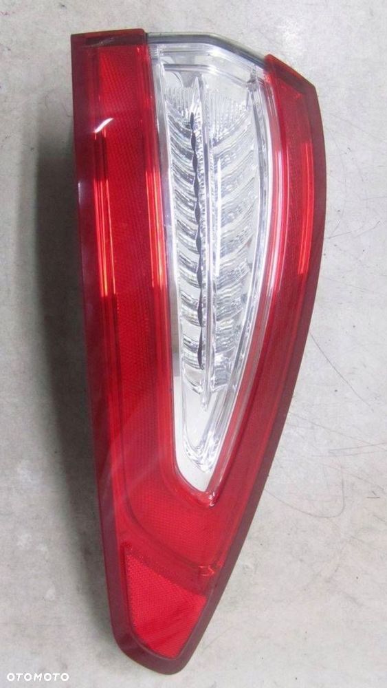 FORD MONDEO MK5 HB LAMPA W BŁOTNIK PRAWA TYŁ TYLNA DS73-13404-FJ - 2
