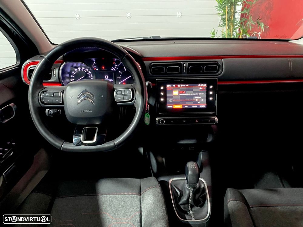 Citroën C3 1.2 PureTech Shine - 26