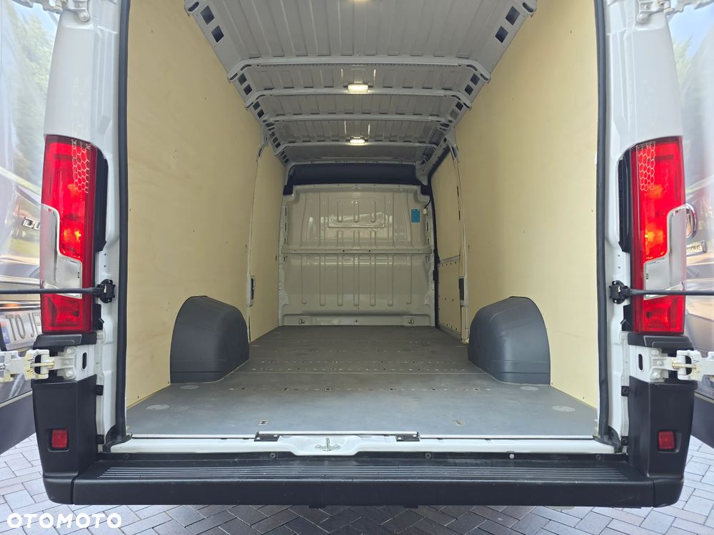 Fiat DUCATO L4H2 MAXI KOŁA16 Cali SILNIK IVECO 2,3 140KM 85 Tyś km SERWIS DO OSTATNIEGO Km ASO FIAT SALON POLSKA BOGATA OPCJA WYPOSAŻENIA  TEMPOMAT KAMERA COFANIA AIR-BAG x2 KLIMA - 19