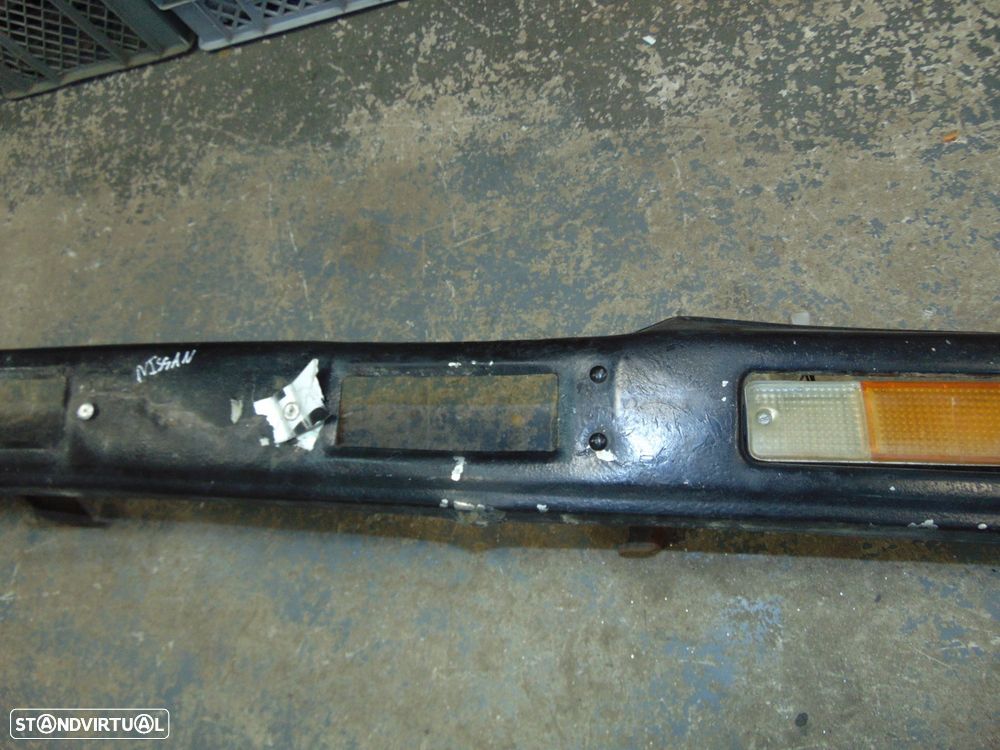 Nissan 720 para-choques - 3