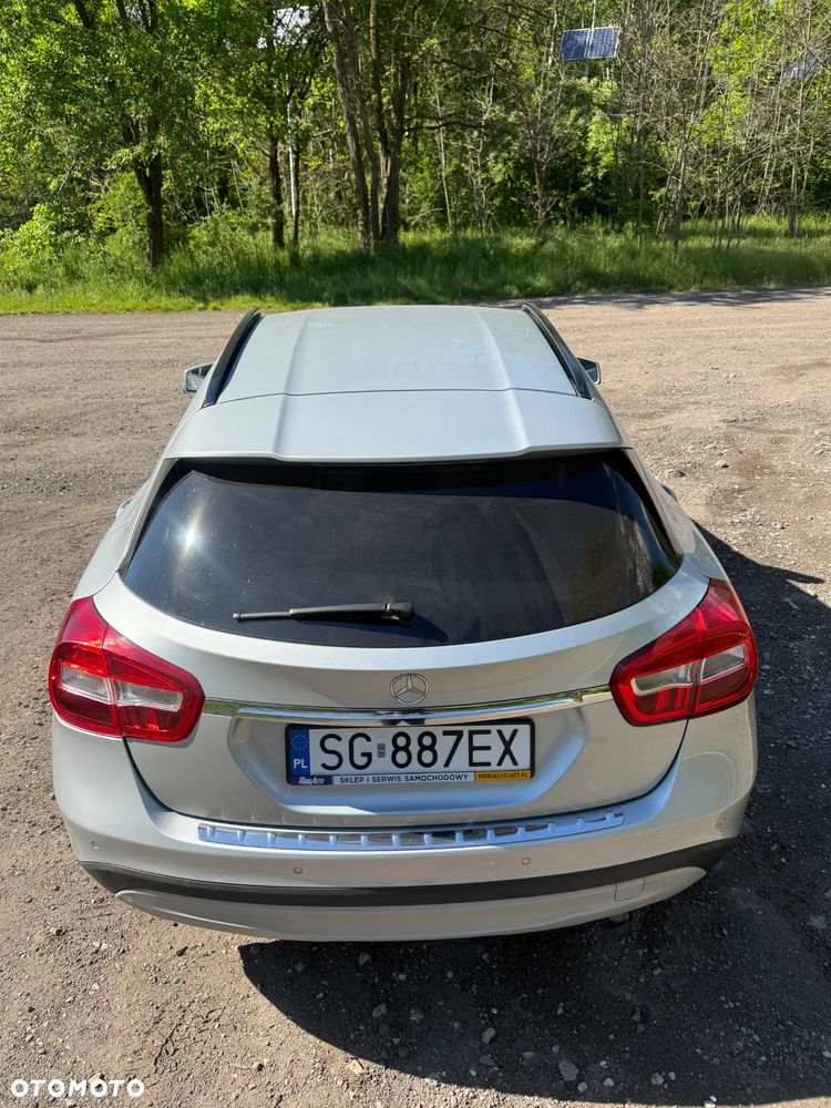Mercedes-Benz GLA 250 4-Matic - 4