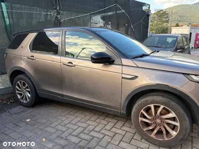 Land Rover Discovery Sport - 2