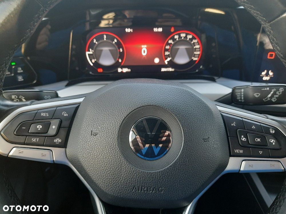 Volkswagen Golf 2.0 TDI Life - 23