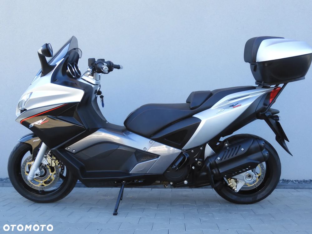 Aprilia SRV 850 - 36