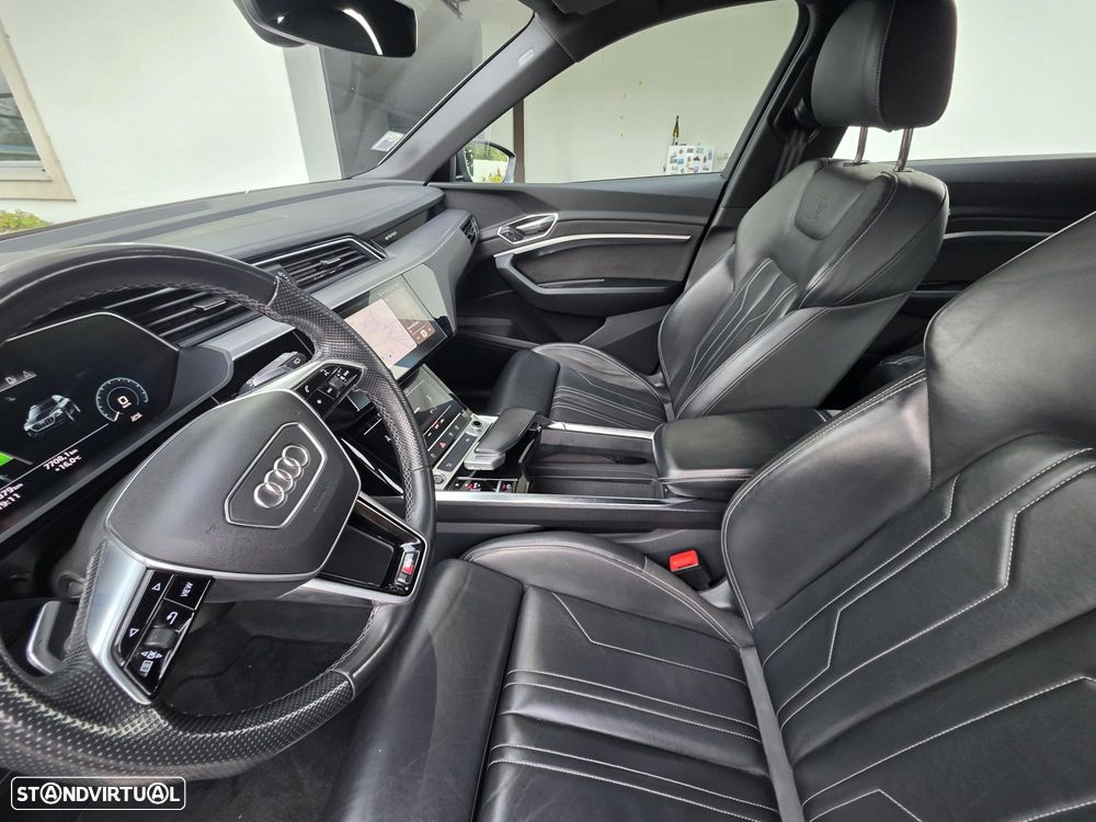 Audi e-tron 55 quattro S line - 48