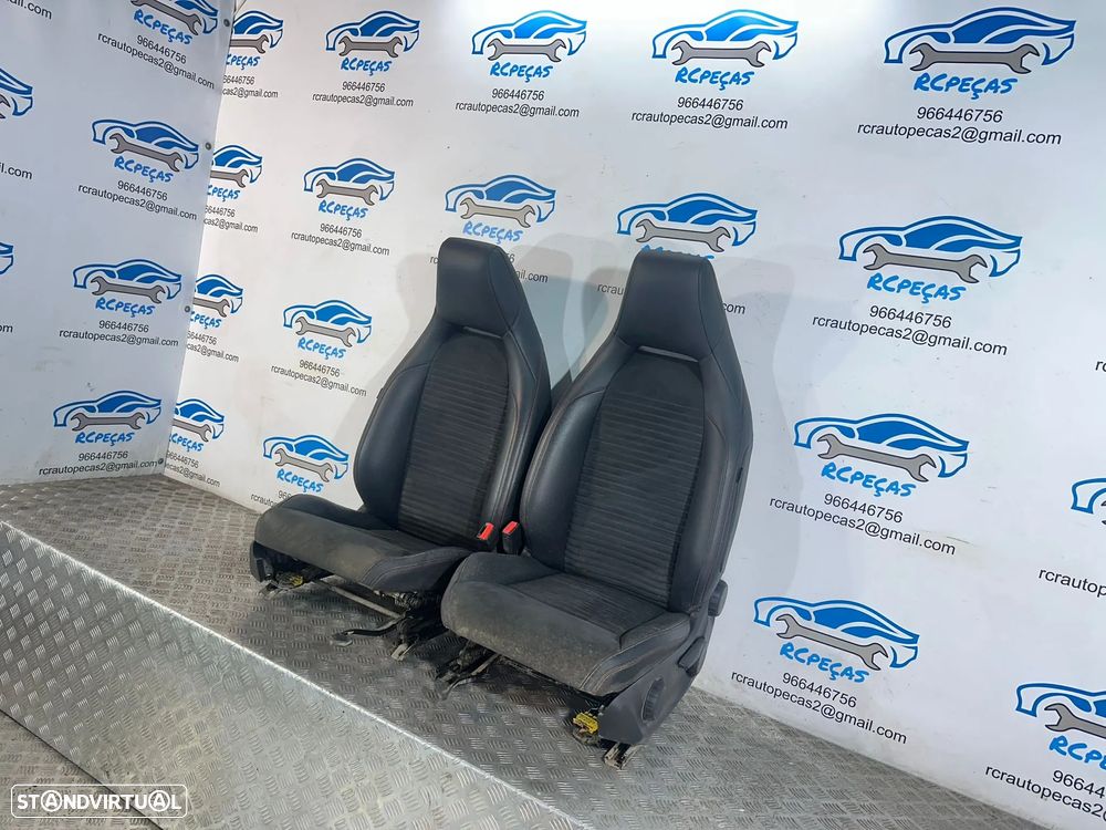 .Conjunto Bancos Pele Alcantra Frente Frontais Tras Traseiros Originais AMG Mercedes-Benz Classe A W176 2013–2018 - 6