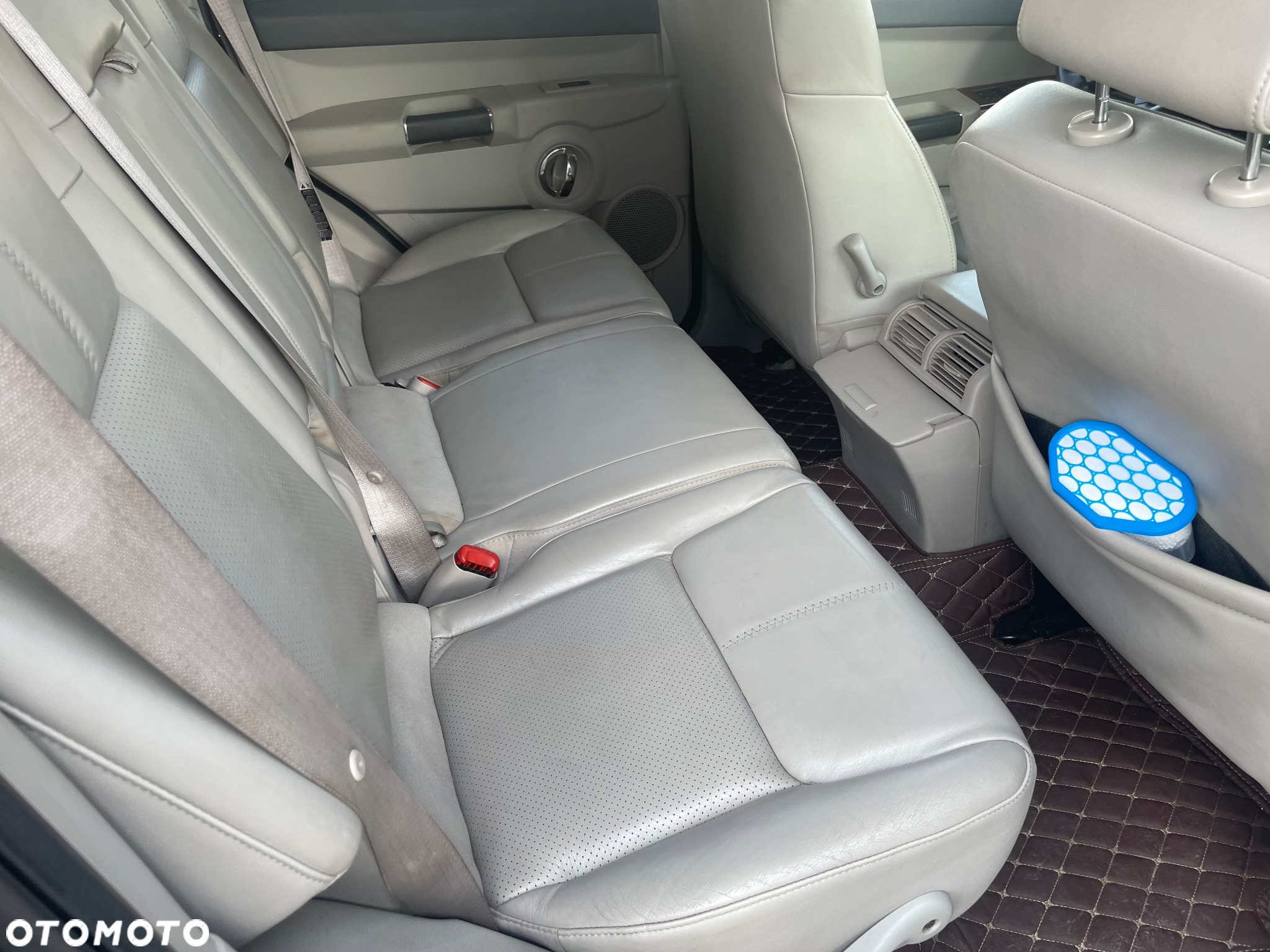 Jeep Commander - 15