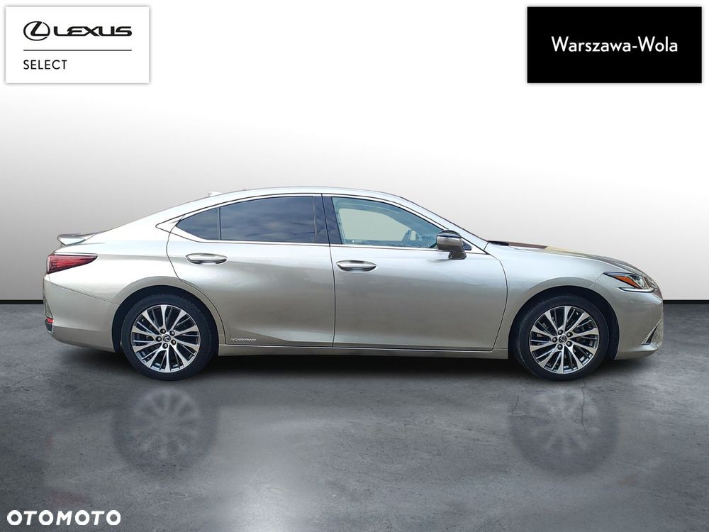 Lexus ES - 9