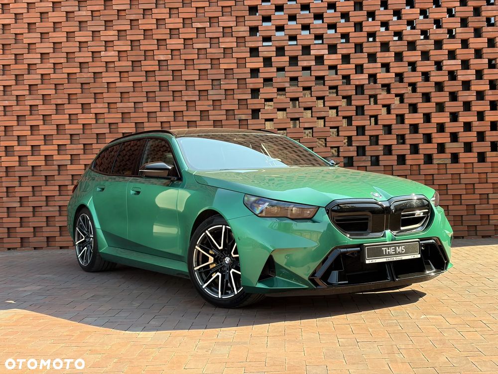 BMW M5 xDrive - 10