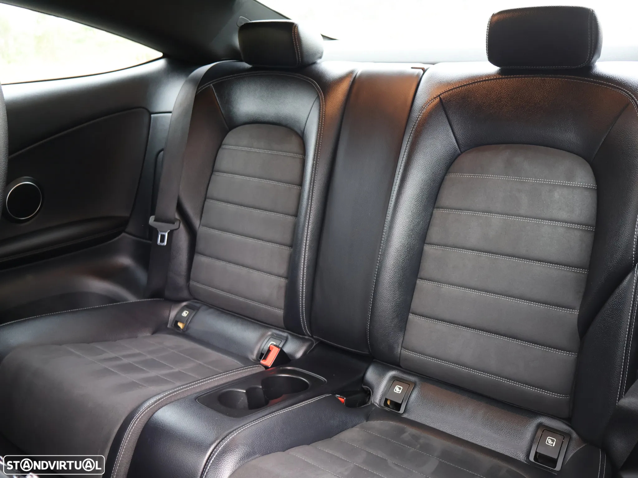 Mercedes-Benz C 220 d Coupe AMG Line - 23