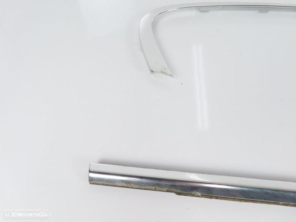 Conjunto Frisos Porta Direito/Trás Seminovo/ Original BMW 5 (F10) 51357392176 /... - 2
