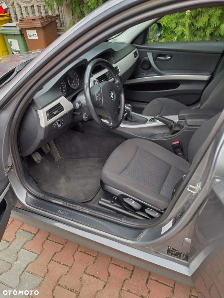 BMW Seria 3 316d - 2