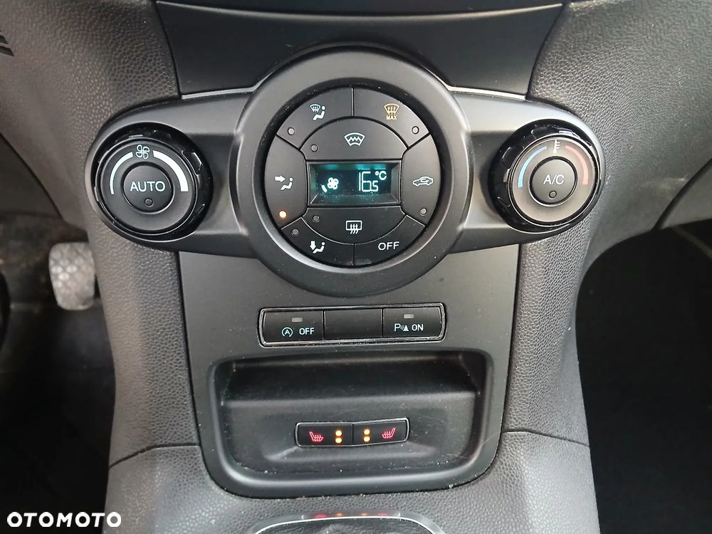 Ford Fiesta - 17