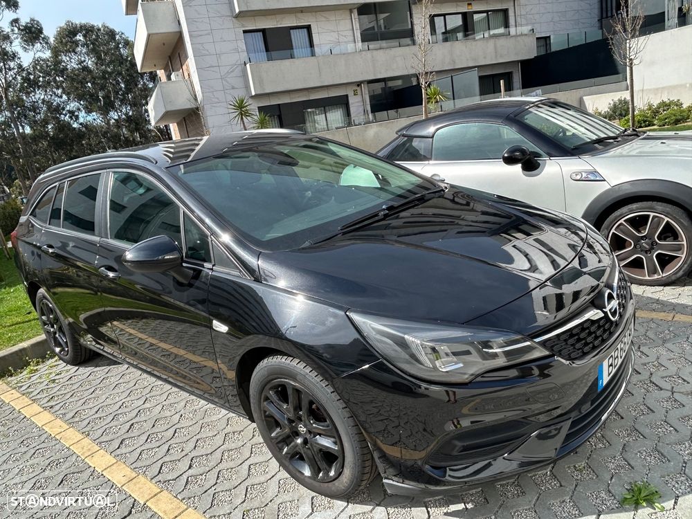 Opel Astra Sports Tourer - 2