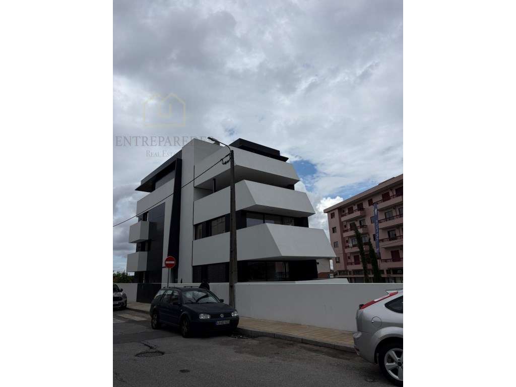 Apartamento T2 com varanda para comprar em Gondomar - Porto | Obra ... - Grande imagem: 5/26