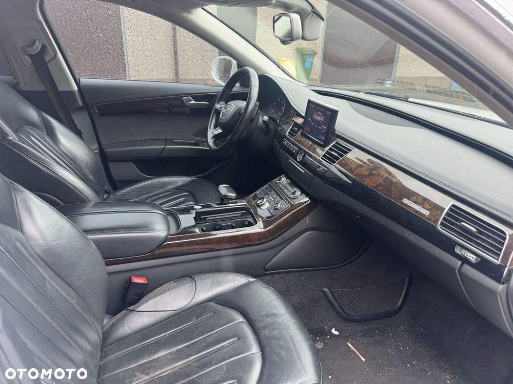 Audi A8 - 7
