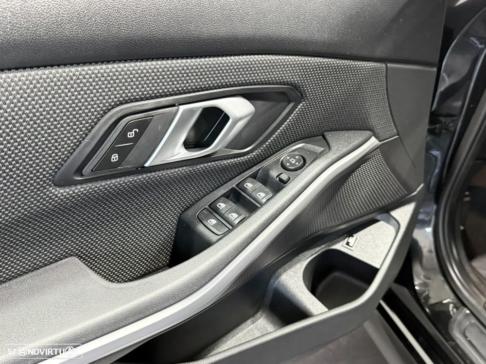 BMW 330 e Corporate Edition Auto - 19