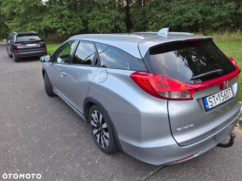 Honda Civic 1.8 Lifestyle (ADAS / Connect+) - 6