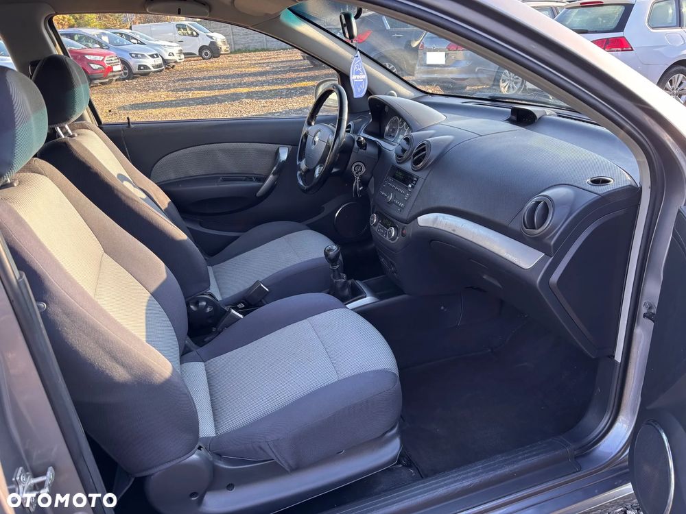 Chevrolet Aveo 1.4 LT - 22