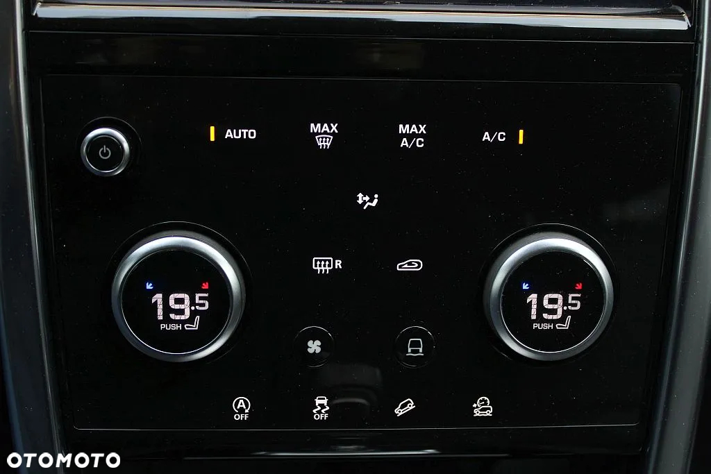 Land Rover Discovery Sport 2.0 D180 S - 33