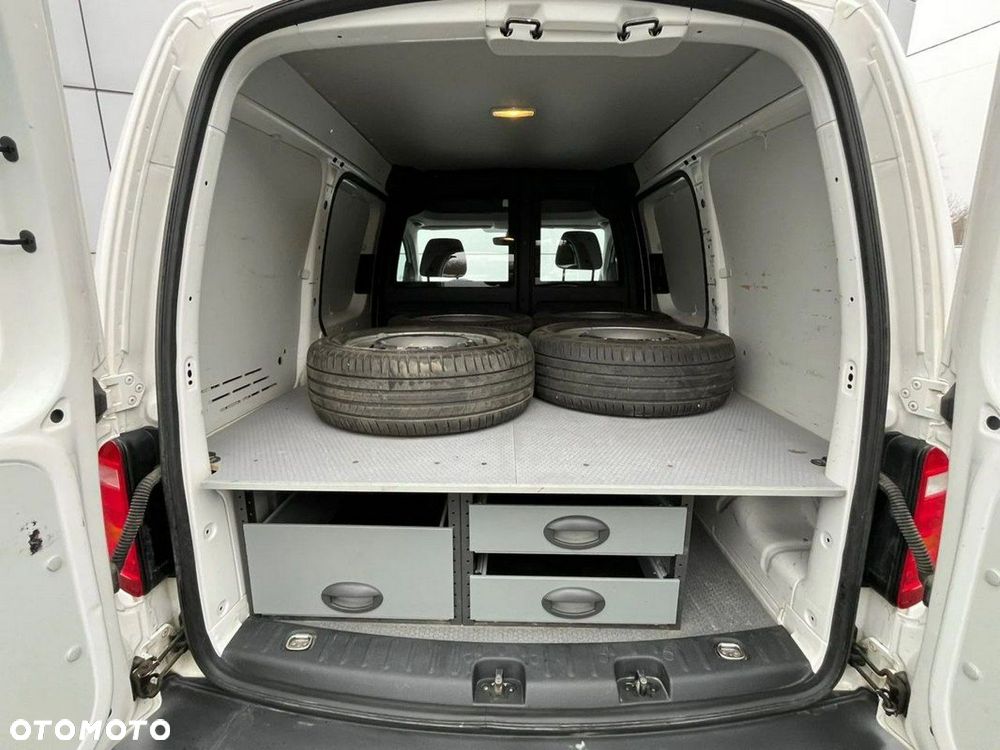 Volkswagen Caddy - 14