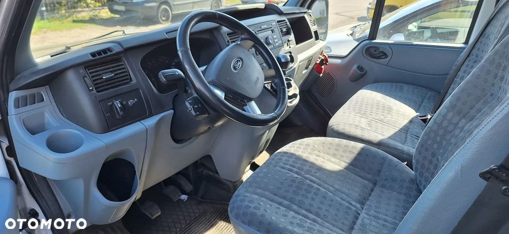 Ford Transit - 7