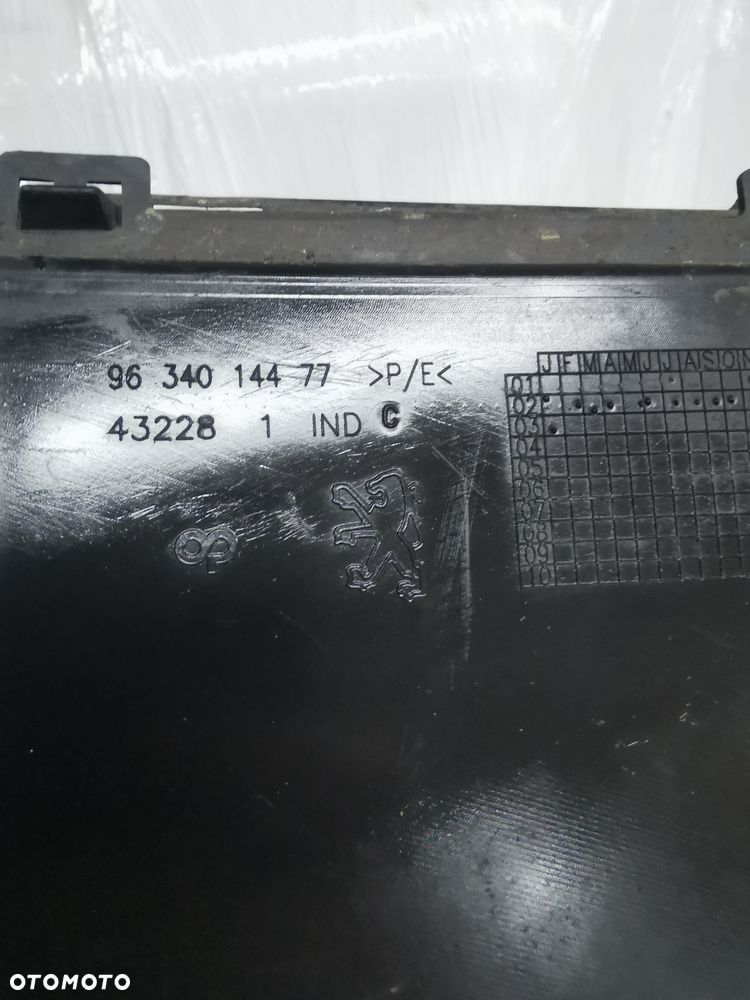 Peugeot 307 Kratka zderzaka 9634014477 - 3