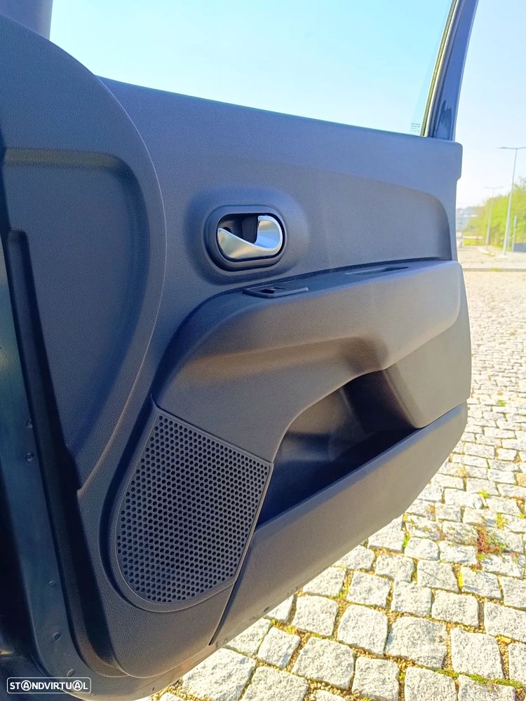 Dacia Lodgy Blue dCi 115 (7L) Stepway Selection Blue - 13