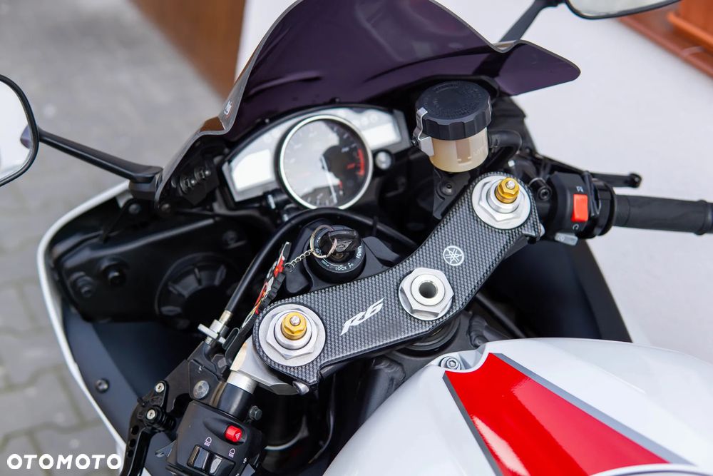 Yamaha R6 - 8