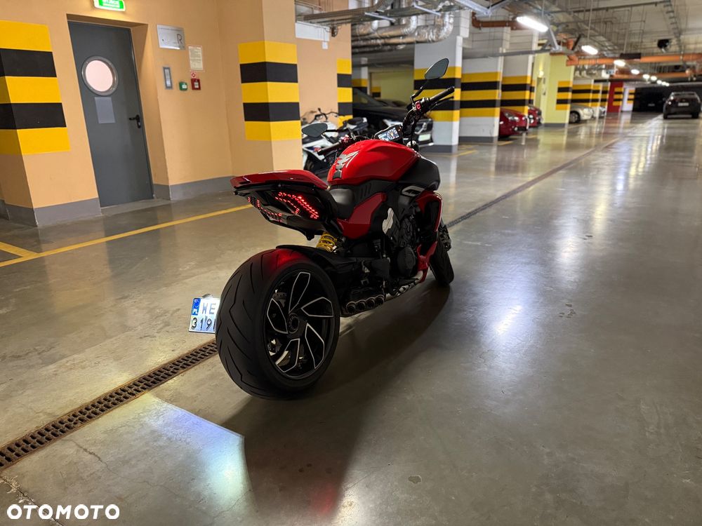 Ducati Diavel - 4