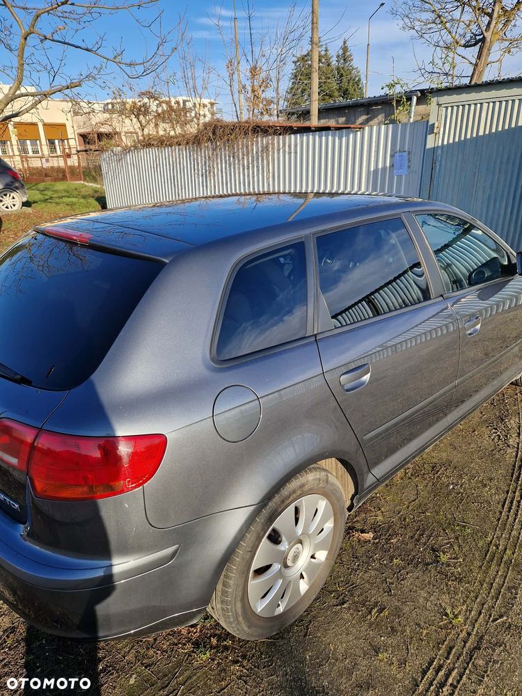 Audi A3 Sportback 1.9 TDI Attraction - 2