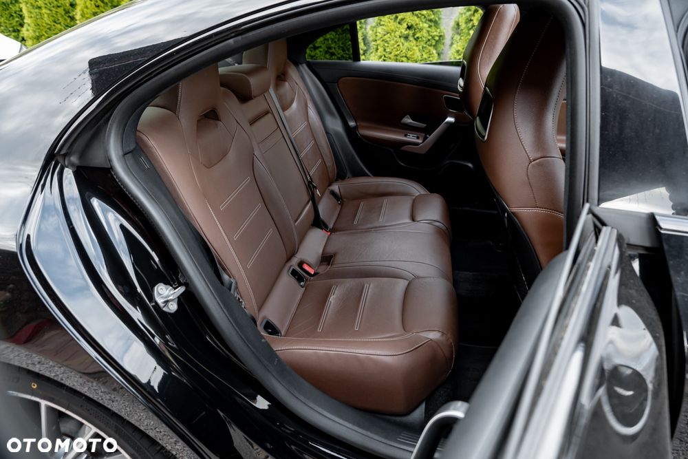Mercedes-Benz CLA 250 4Matic 8G-DCT Edition AMG Line - 21