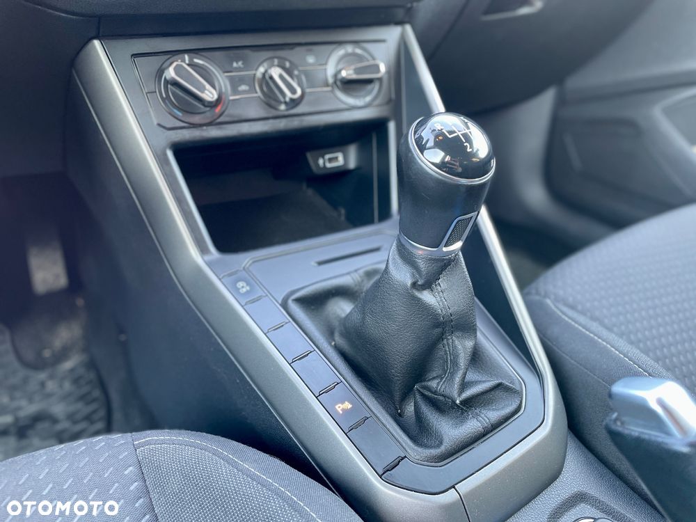Volkswagen Polo 1.0 TSI Comfortline - 19