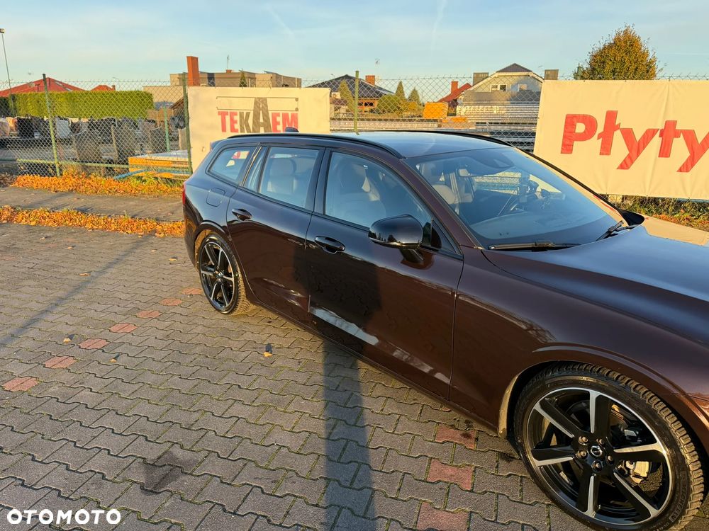 Volvo V60 D3 AWD R-Design - 5