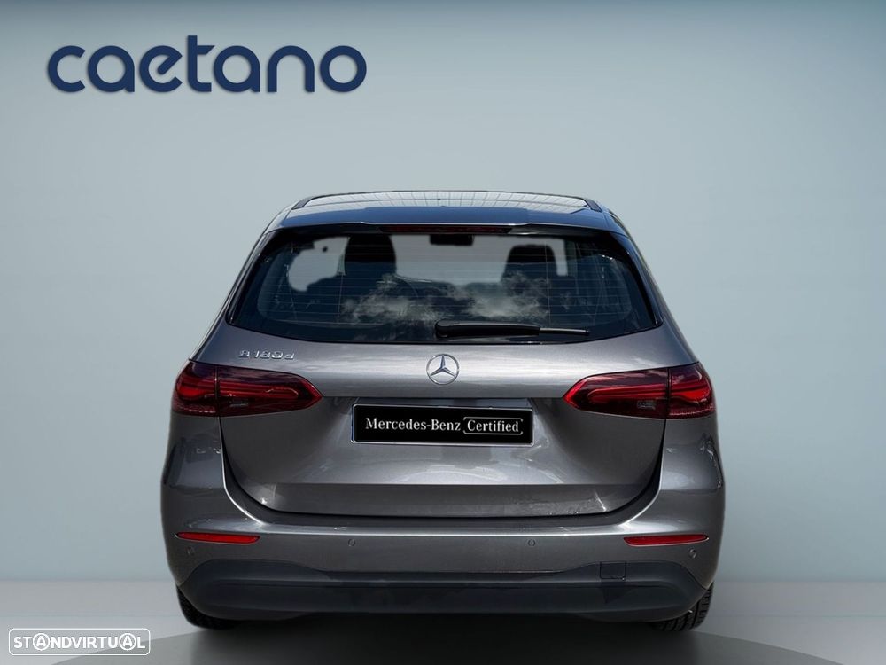 Mercedes-Benz B 180 d - 6