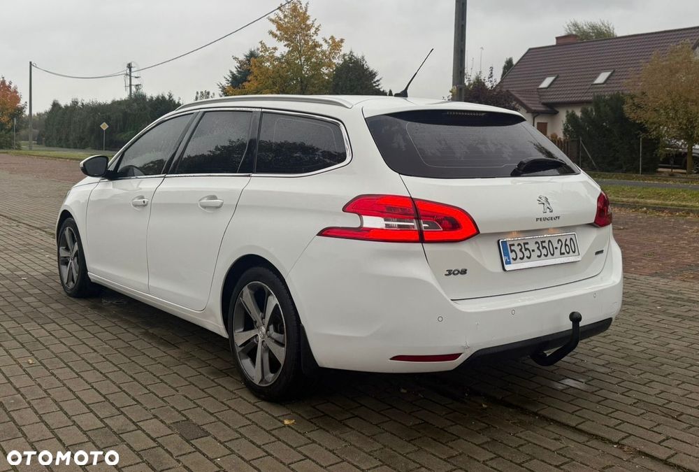 Peugeot 308 - 4