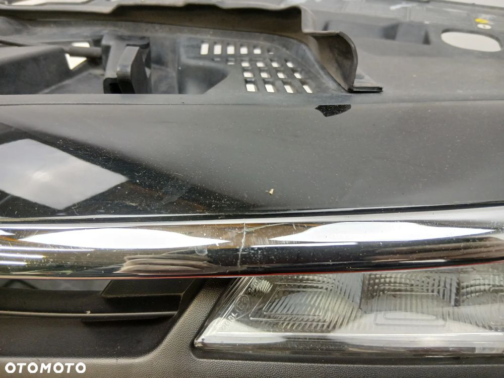 Zderzak przód przedni kompletny Renault Clio IV 2012-2016 - 8