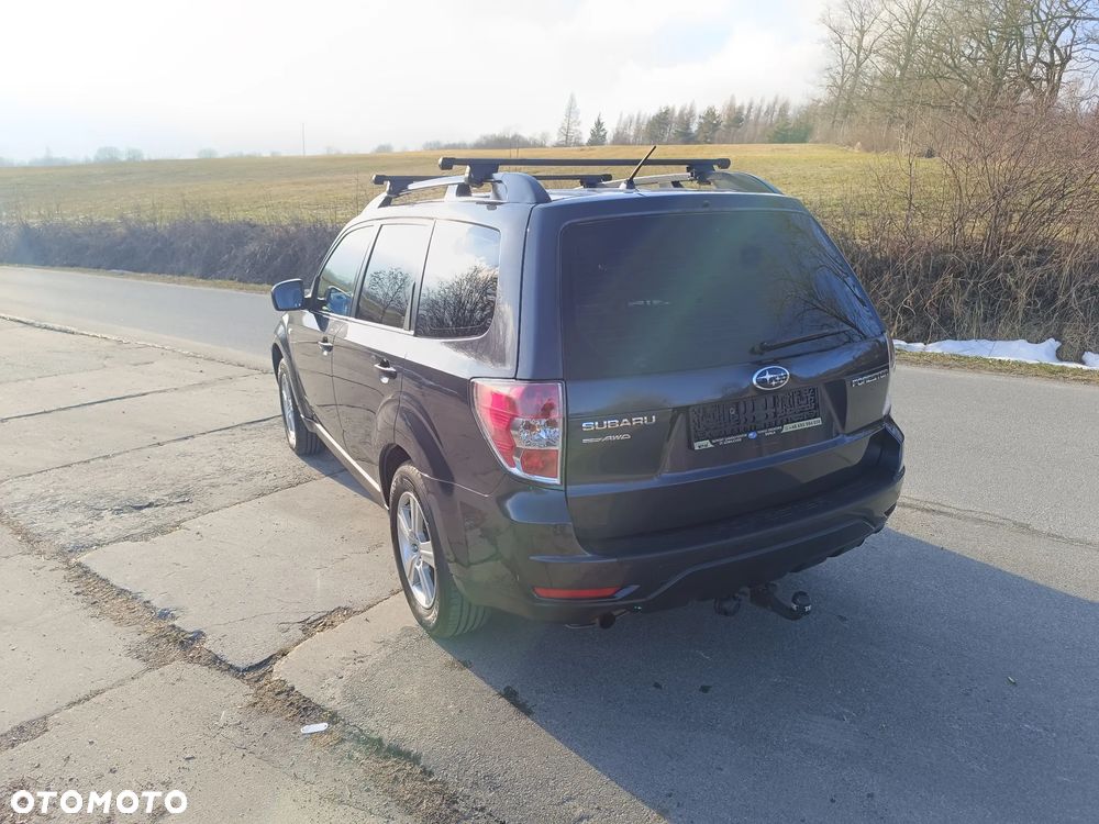 Subaru Forester 2.0 XE 000/PLA - 9