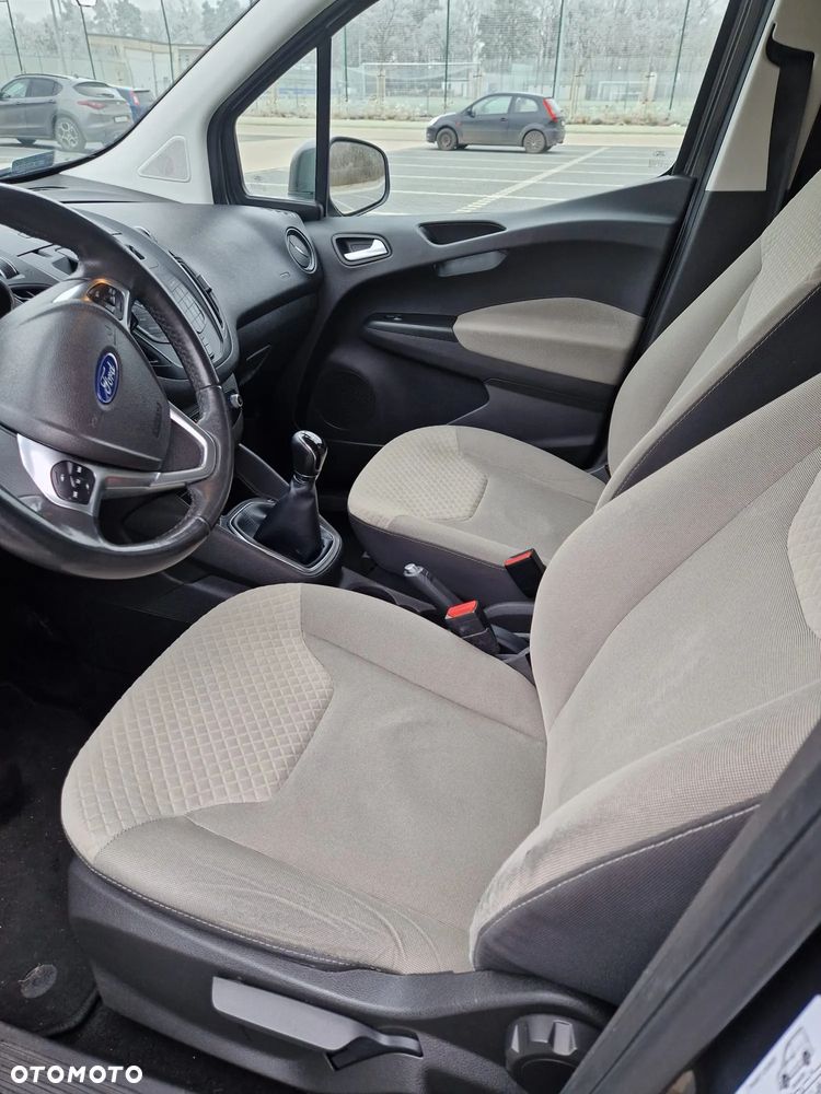 Ford Tourneo Courier 1.0 EcoBoost Trend - 8