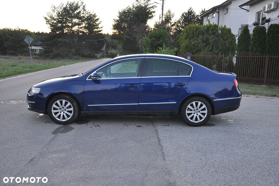 Volkswagen Passat 1.9 TDI Comfortline - 6