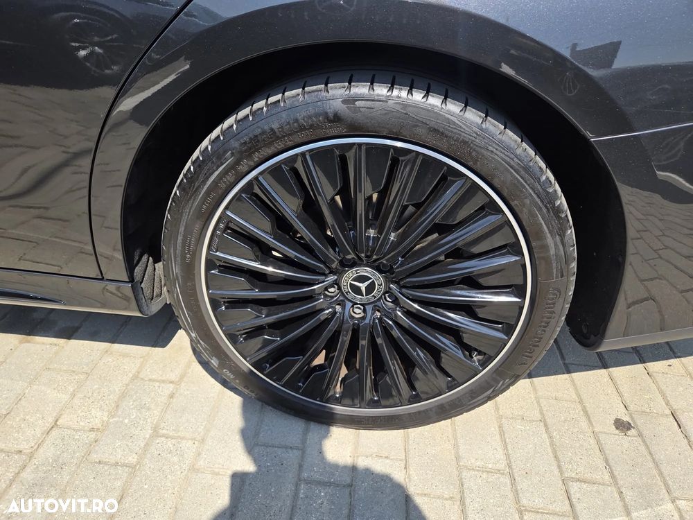 Mercedes-Benz E 220 d 4MATIC MHEV - 12