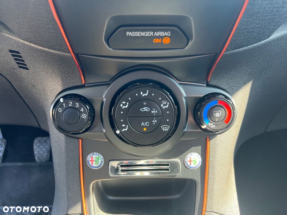 Ford Fiesta 1.0 EcoBoost STart-Stop Trend - 16