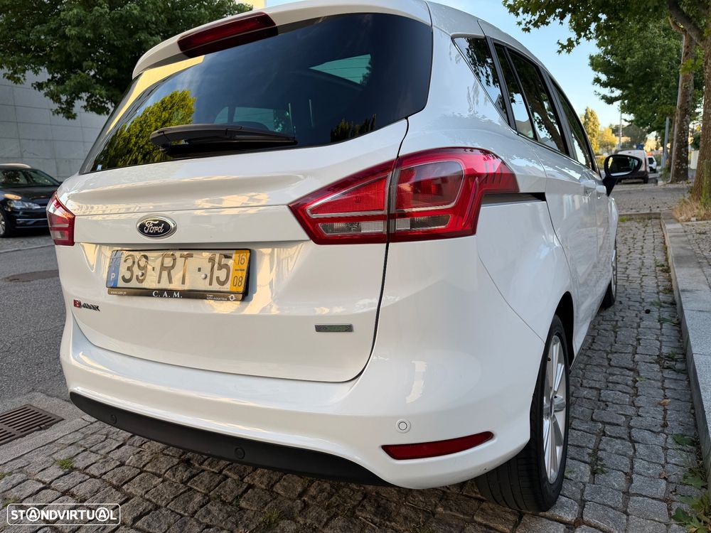 Ford B-Max 1.0 EcoBoost Titanium - 4