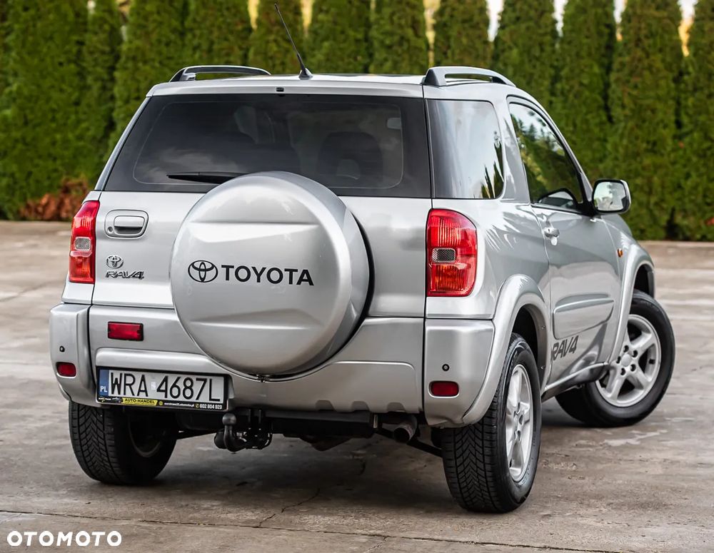 Toyota RAV4 - 9