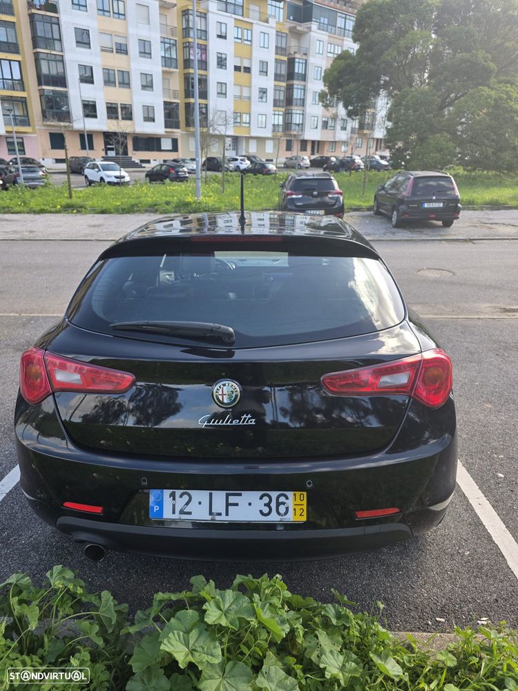 Alfa Romeo Giulietta 1.6 JTDM Corporate - 13