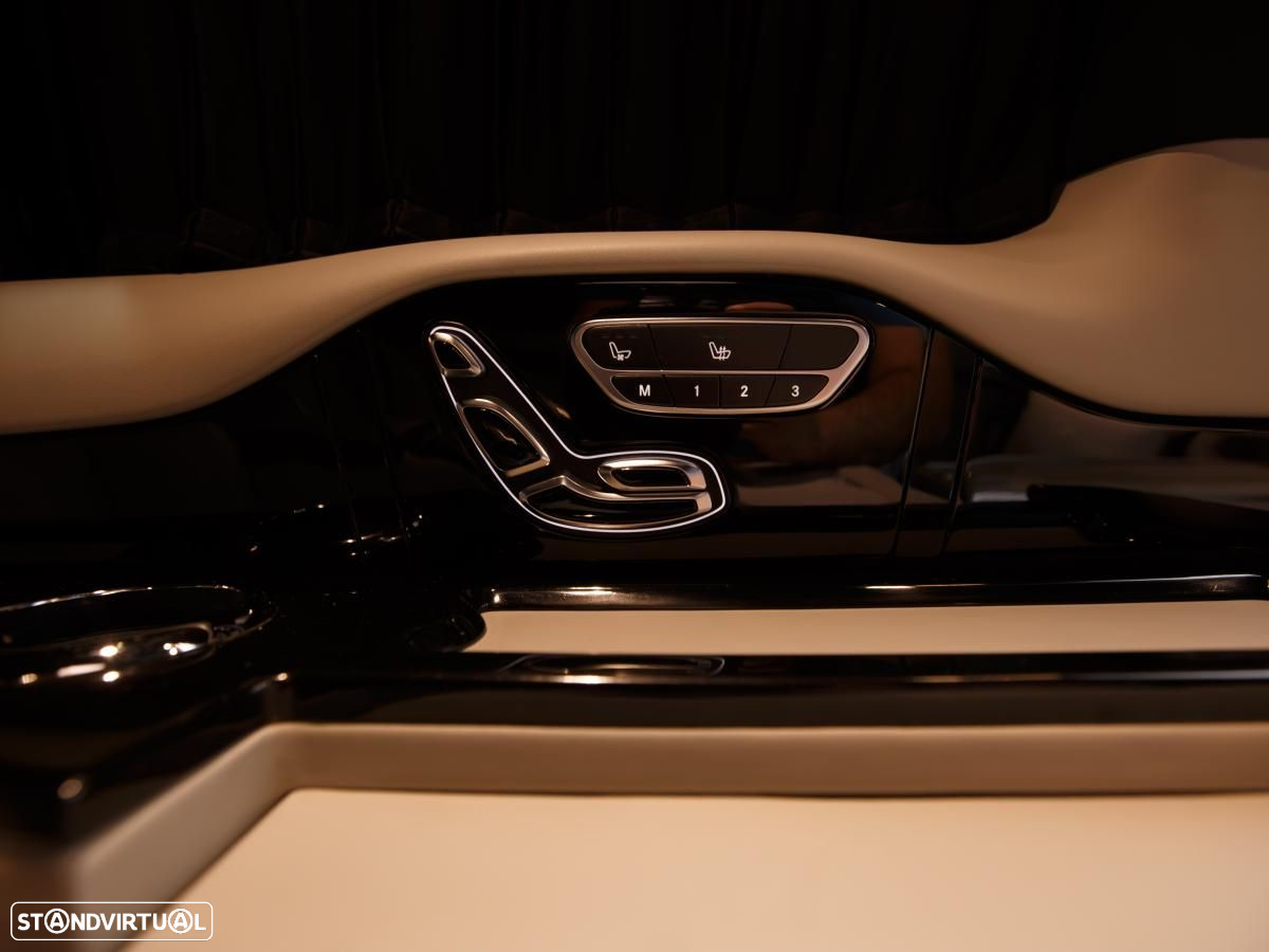 Mercedes-Benz V 300 d Longo Avantgarde - 25