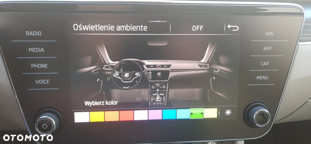 Skoda Superb 2.0 TDI SCR Style DSG - 31